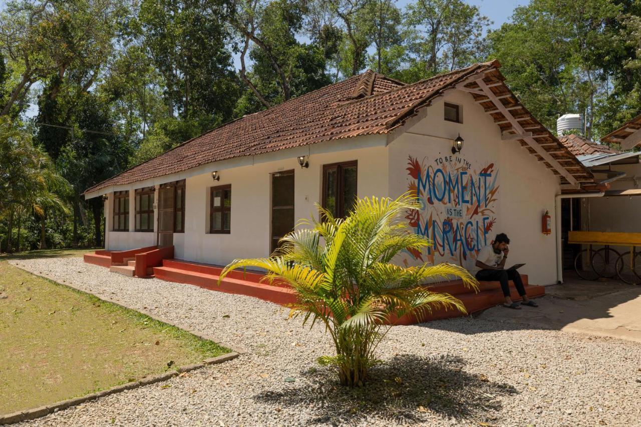 Zostel Coorg, Siddapura Hostel Exterior photo